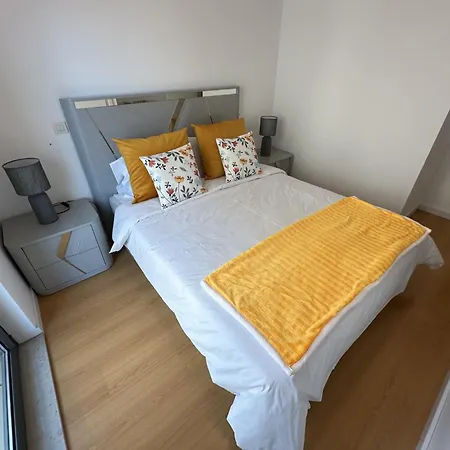 2 Quartos Vista Do Castelo De Sao Jorge Apartmán Lisboa